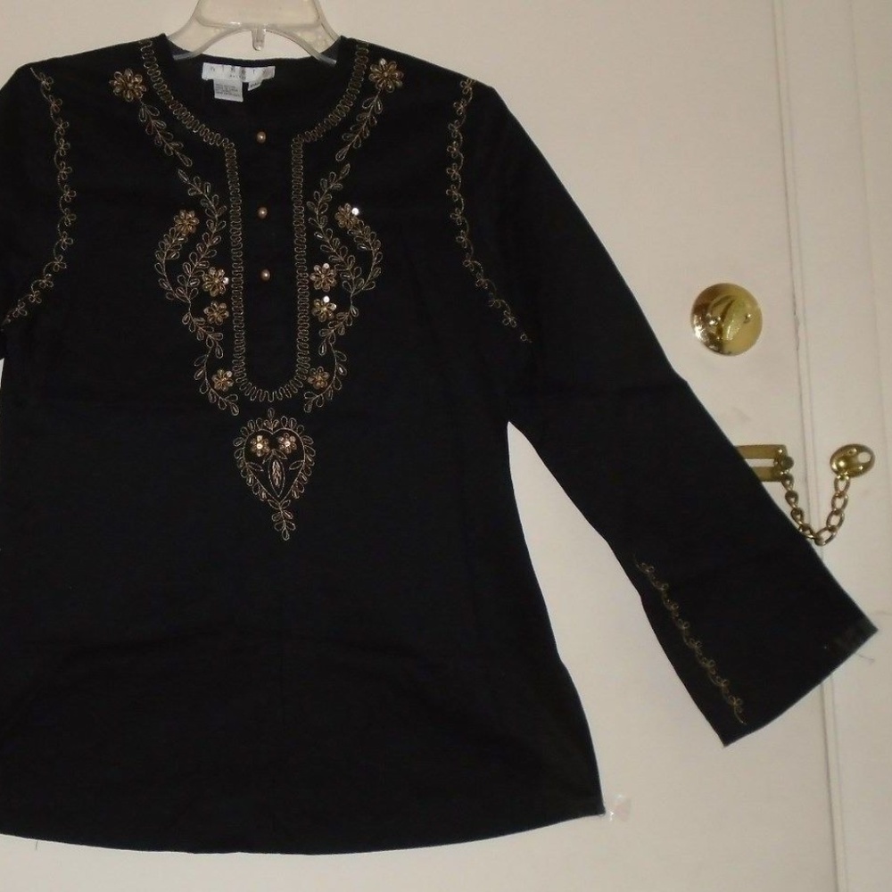 Vintage Beautifully Designed Cute Gold Peasant Beaded Sequin Embellish Top - Picture 2 of 11